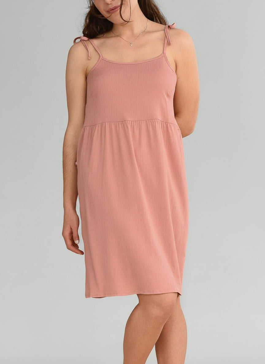 Robe d'été rose pour femmes