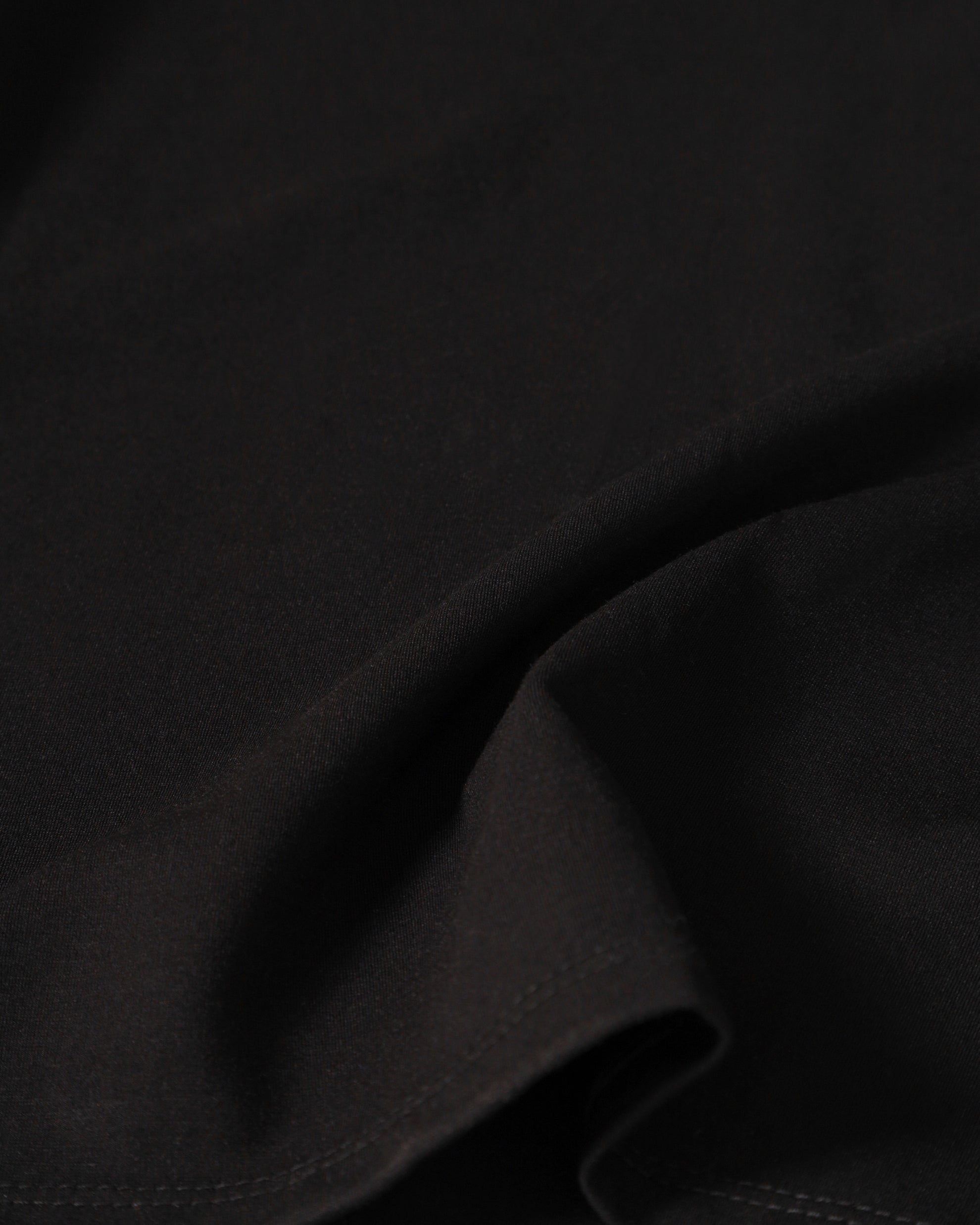 The Perfect Tee - Light Ease knit in Black