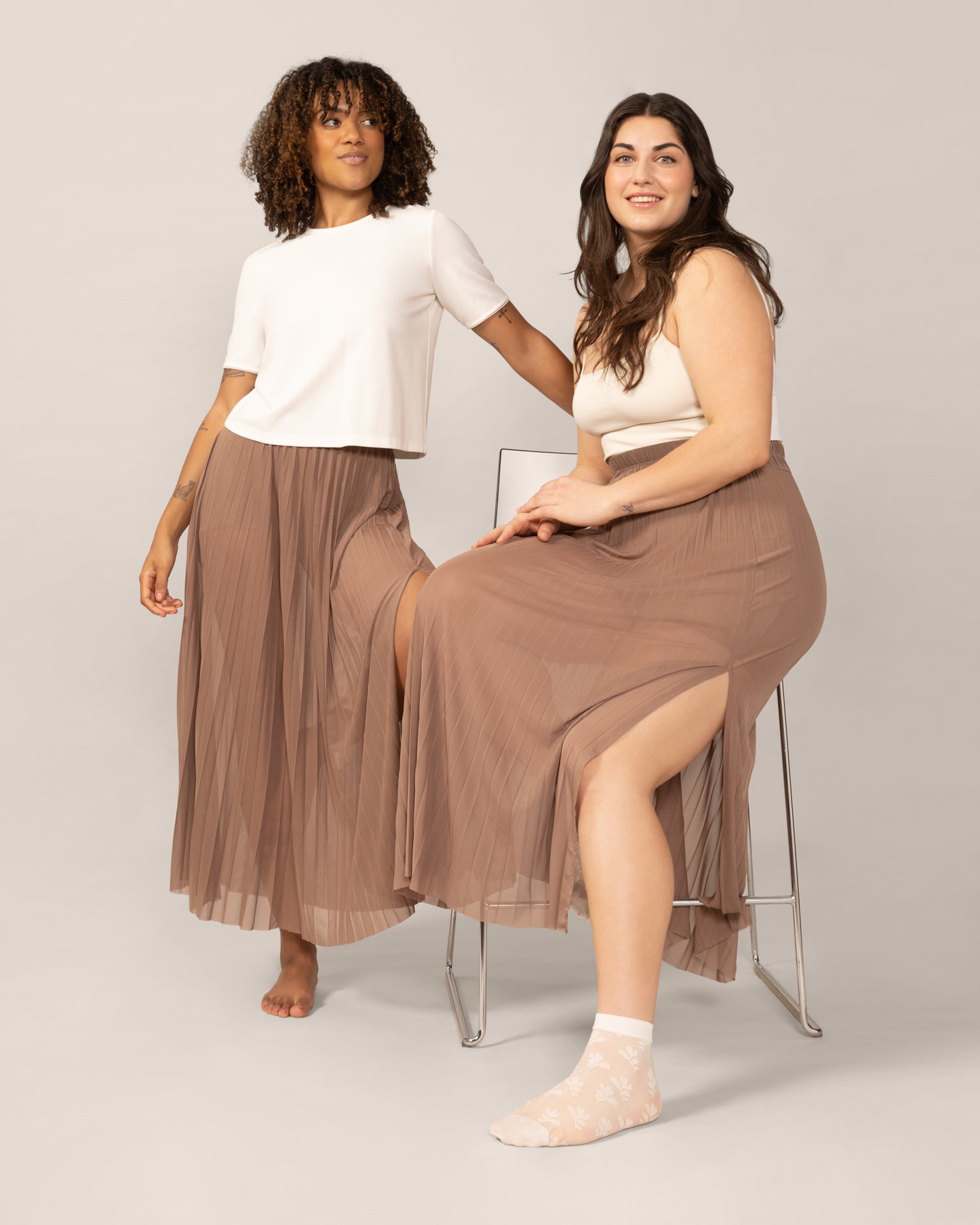 Sheer Mesh Layering Skirt in Mocha Mousse