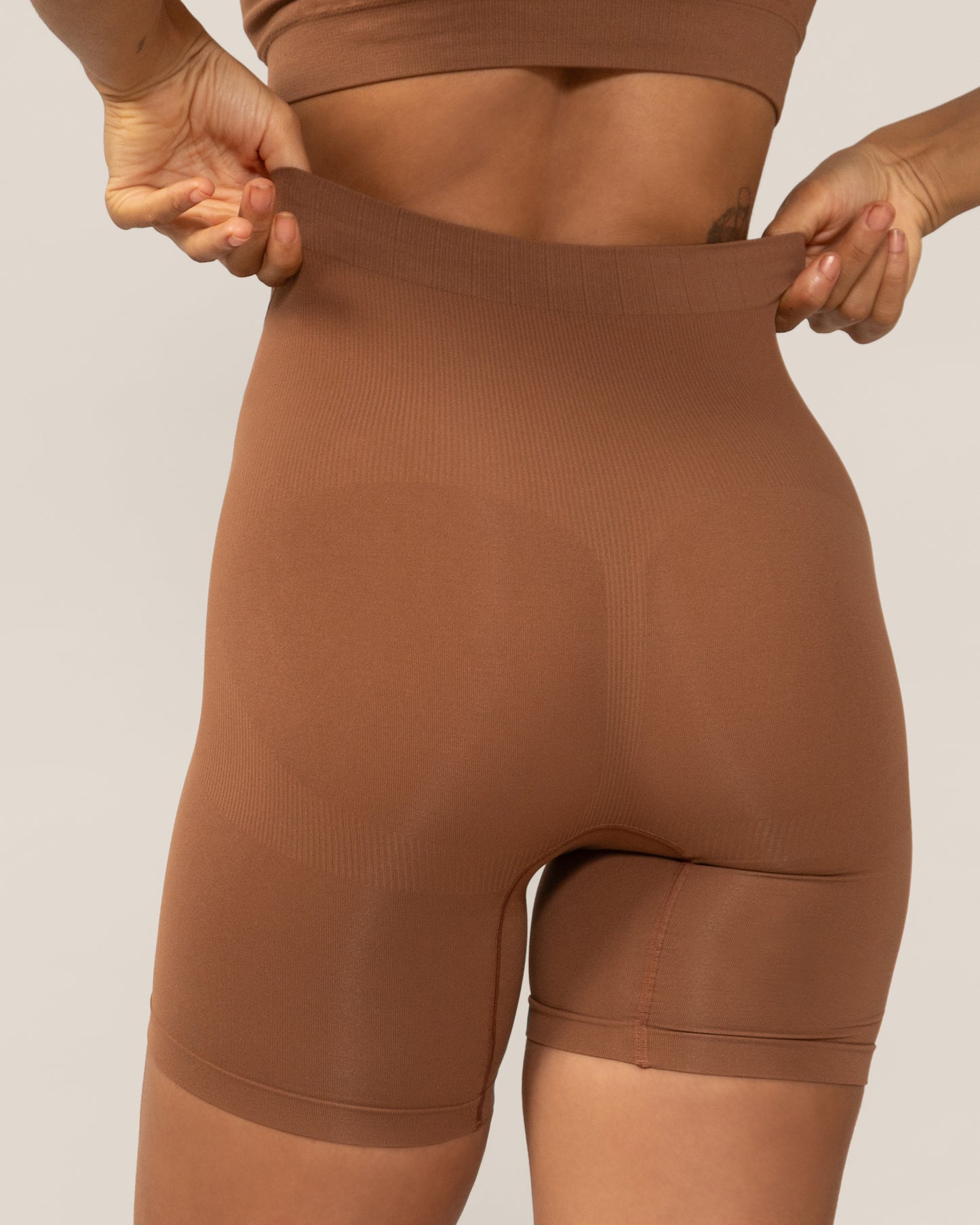 Contour Shaping Seamless Undershorts in Coffee