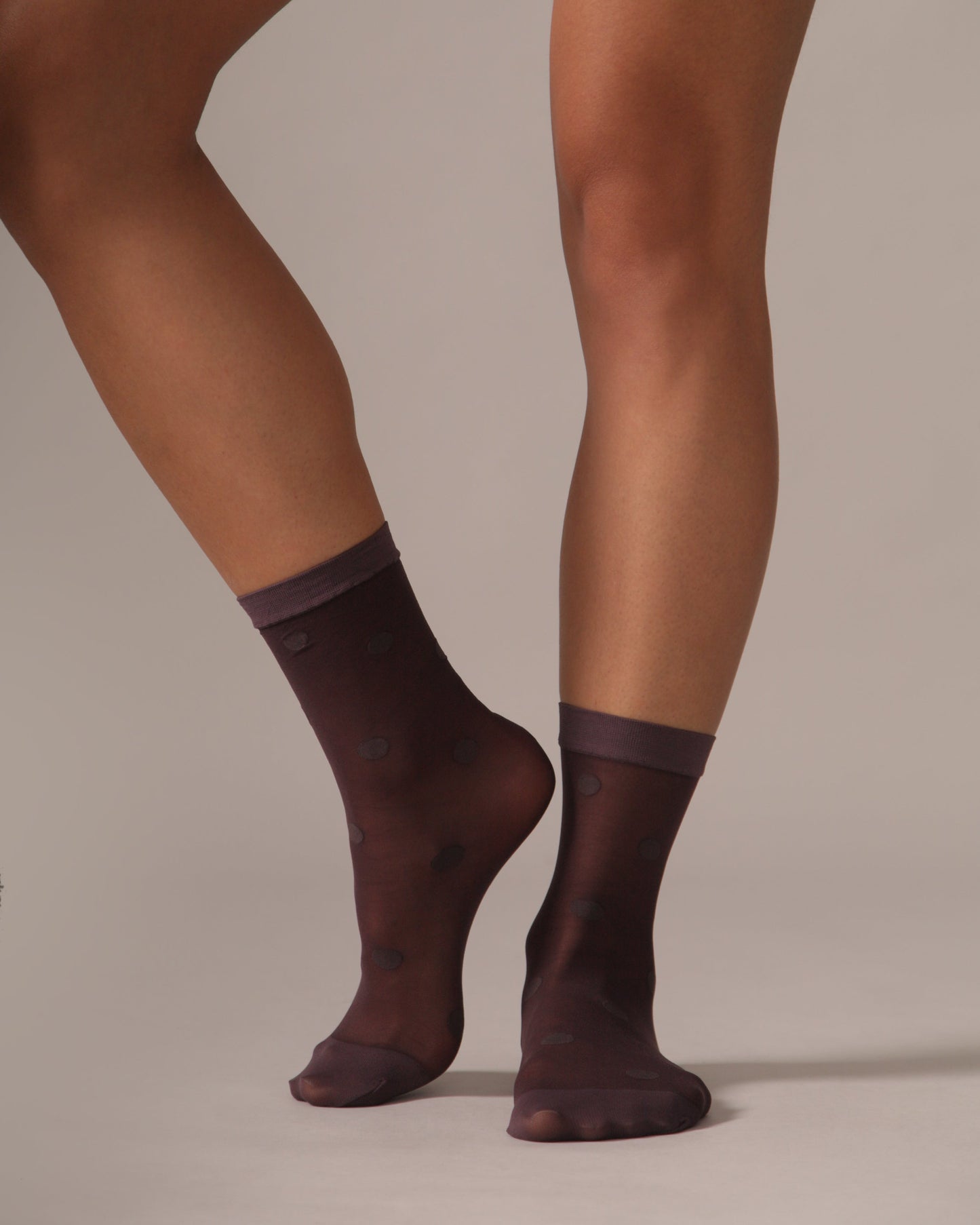 Mega Dot Pattern Sheer Socks in Plum
