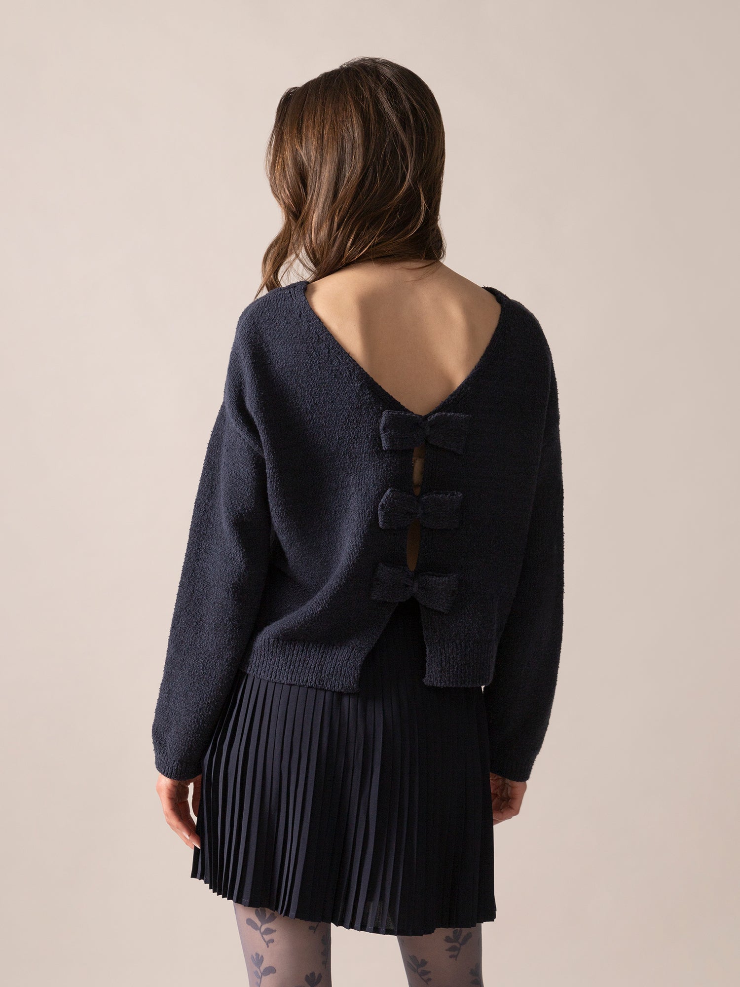 Open Back Sweater With Bows Navy